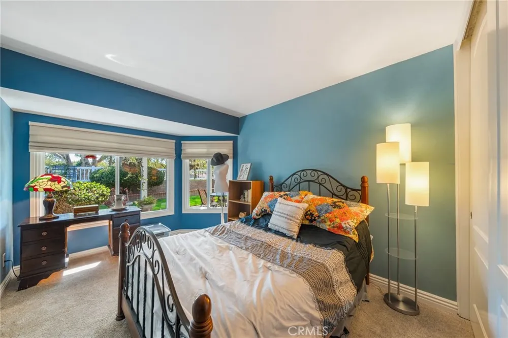 24926 El Cortijo Mission Viejo, CA 92691