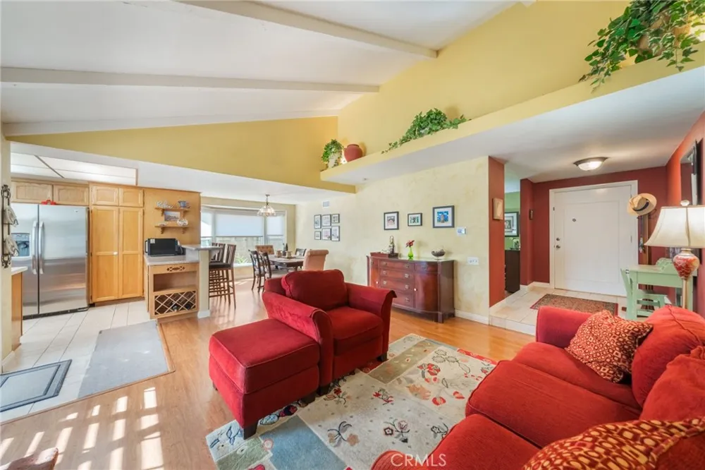 24926 El Cortijo Mission Viejo, CA 92691