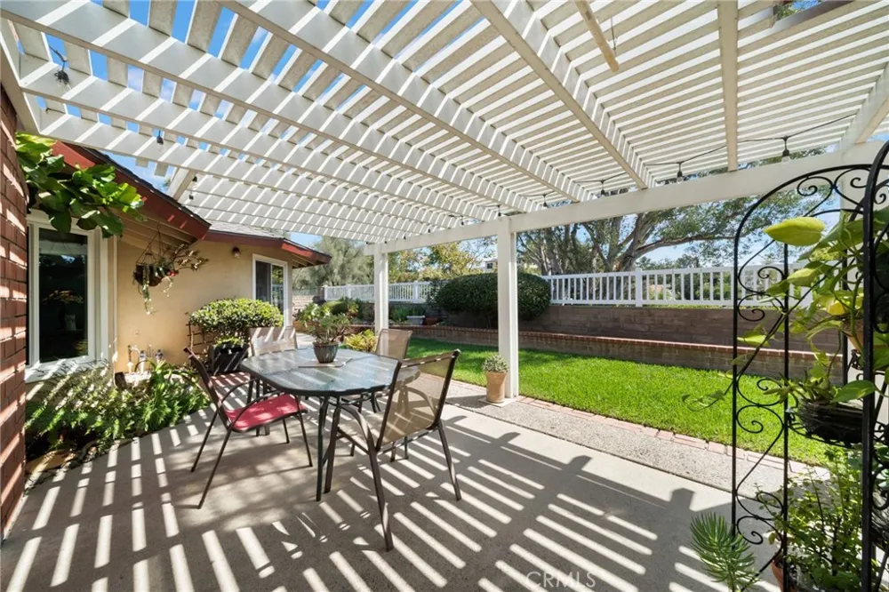 24926 El Cortijo Mission Viejo, CA 92691