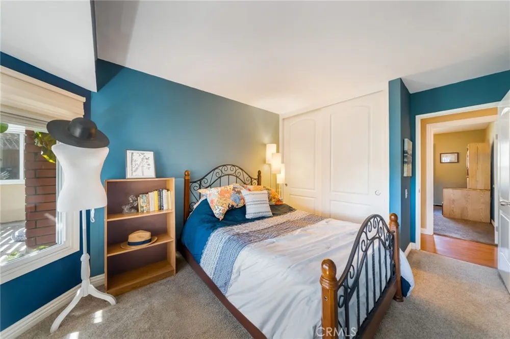 24926 El Cortijo Mission Viejo, CA 92691
