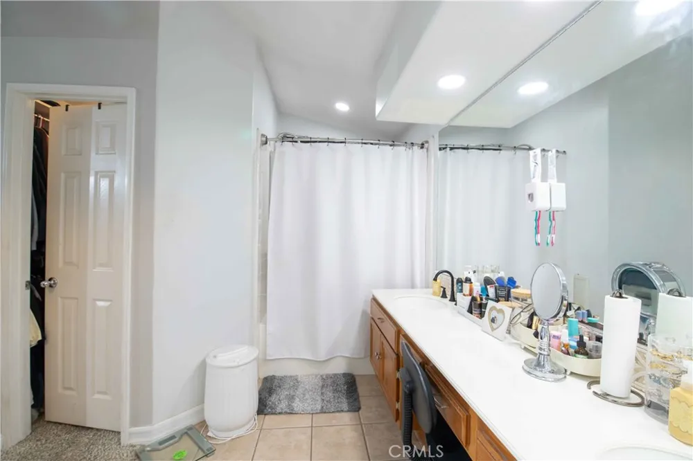 40053 Lloyds Court Palmdale, CA 93551