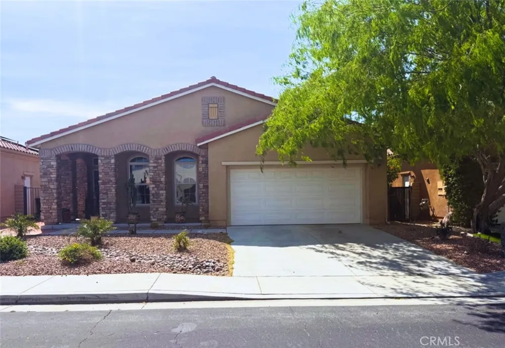 2667 Desert Breeze Way Palm Springs, CA 92262