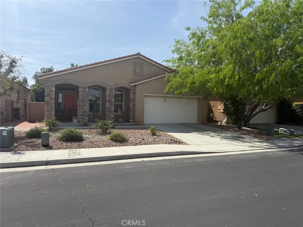 2667 Desert Breeze Way Palm Springs, CA 92262
