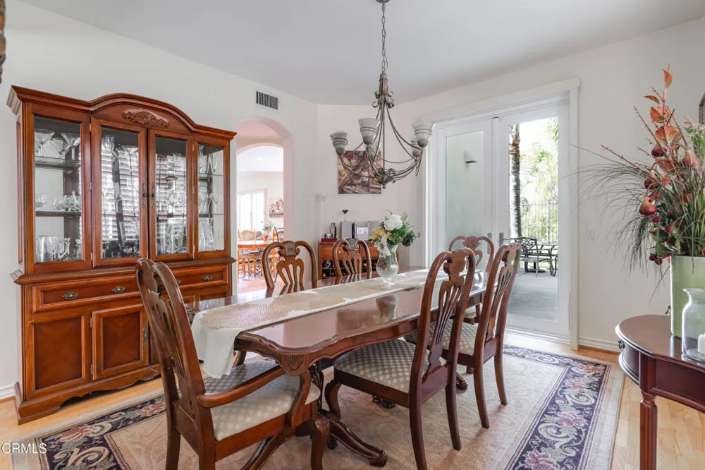 3751 Hollingsworth Road Altadena, CA 91001