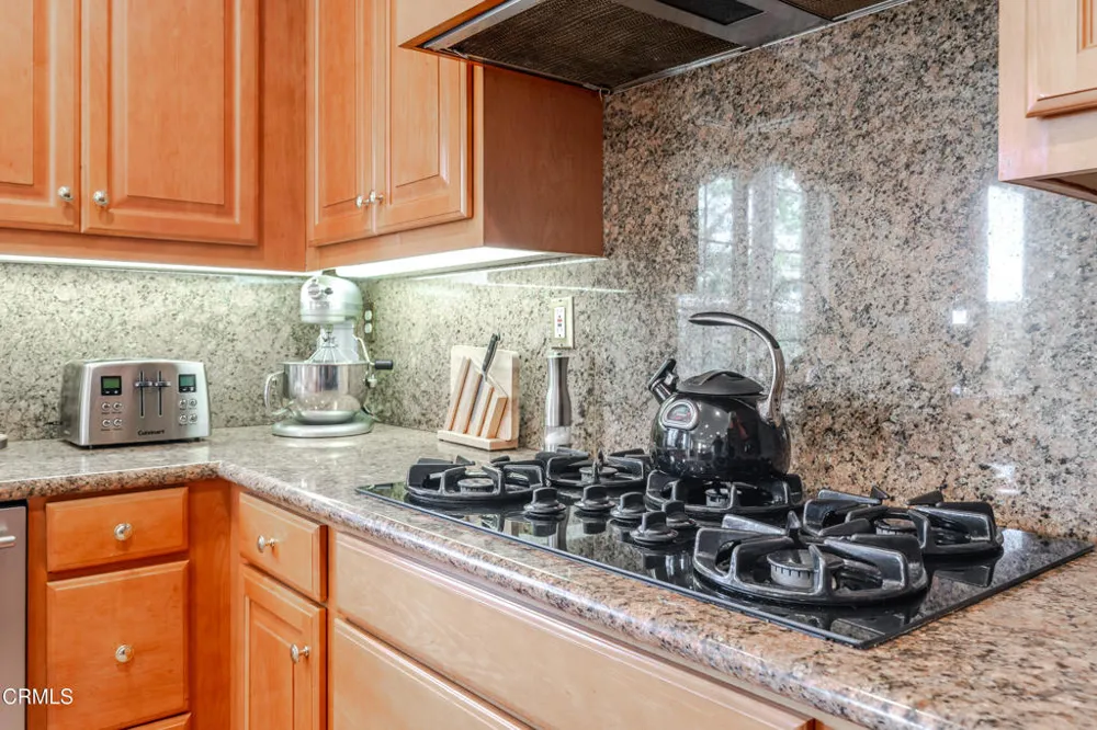 3751 Hollingsworth Road Altadena, CA 91001