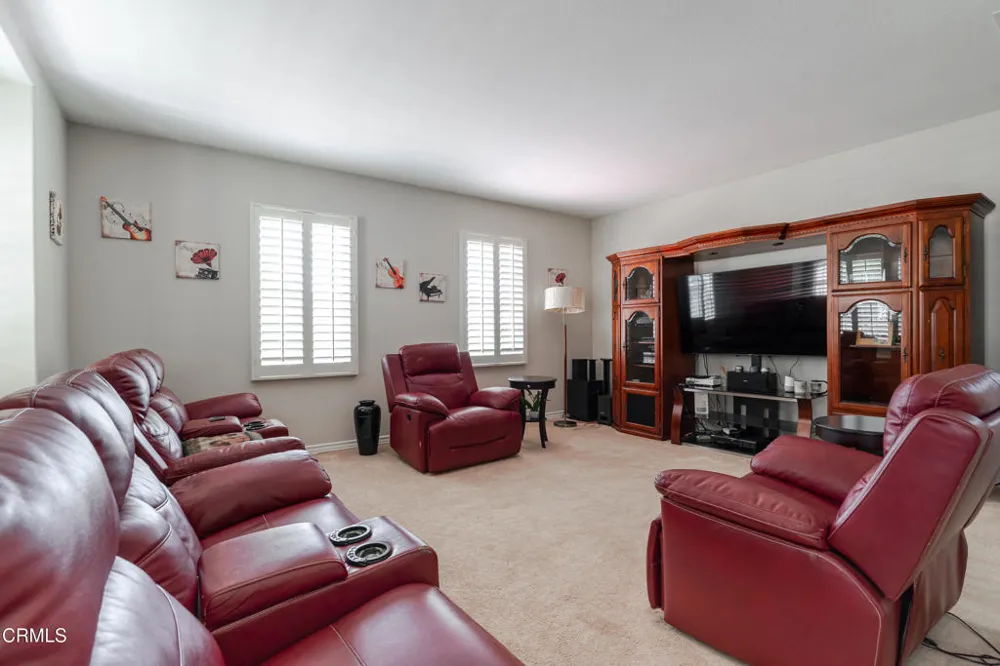 3751 Hollingsworth Road Altadena, CA 91001