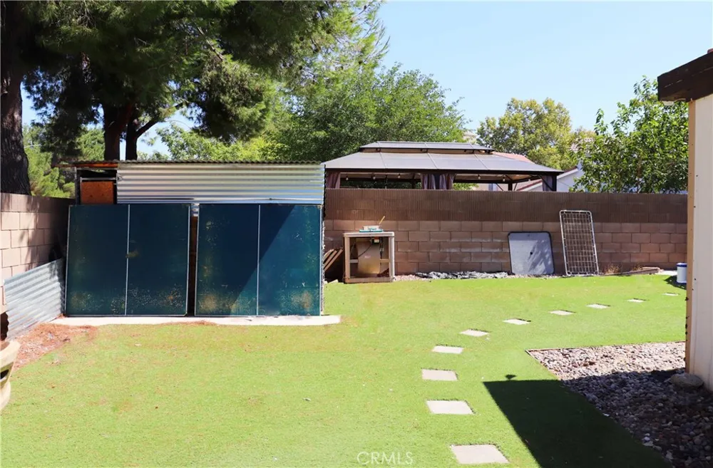 43964 Fallon Drive Lancaster, CA 93535