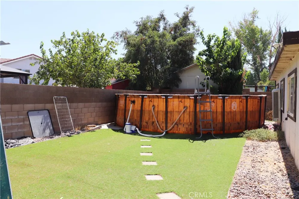 43964 Fallon Drive Lancaster, CA 93535