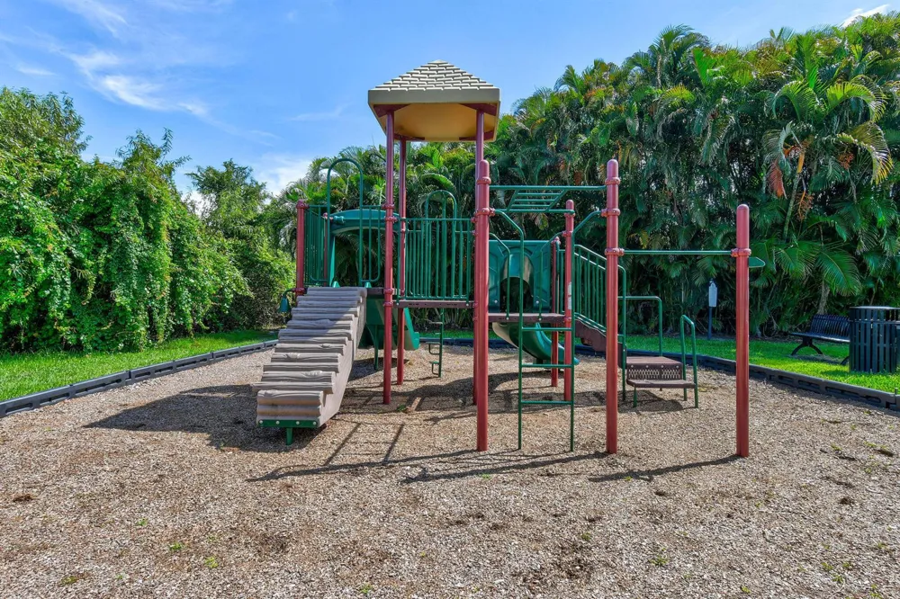 156 SW Peacock Boulevard #29-202 Port St. Lucie, FL 34986
