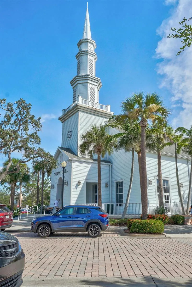 156 SW Peacock Boulevard #29-202 Port St. Lucie, FL 34986