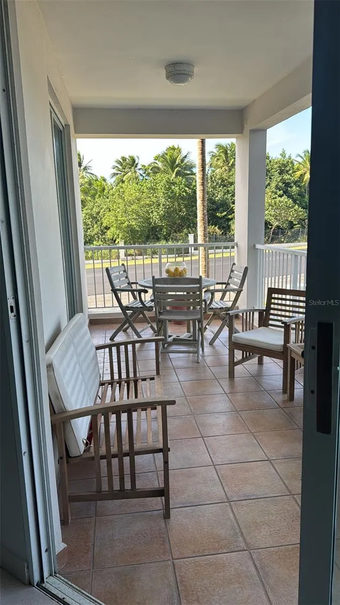 Calle Olivine 83 TREASURE POINT #323 Vega Alta, PR 00692