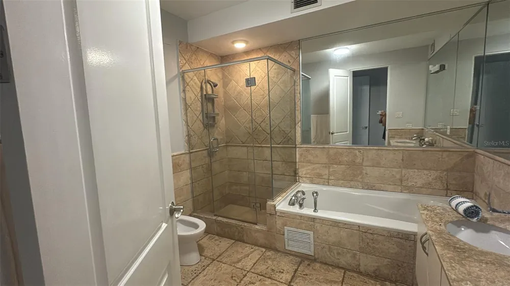 Calle Olivine 83 TREASURE POINT #323 Vega Alta, PR 00692