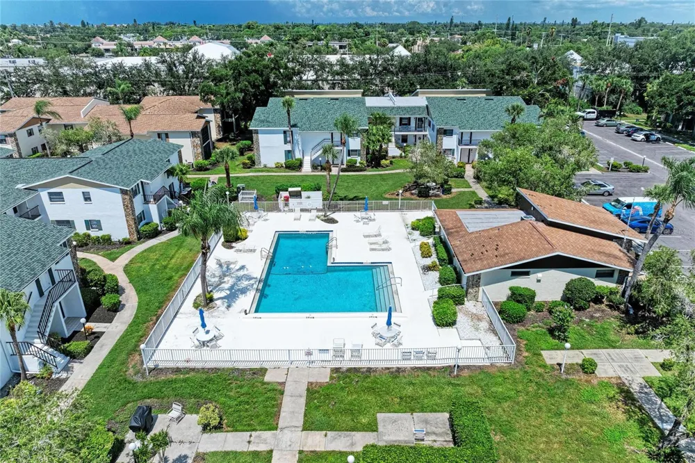 5400 34TH STREET W #A10 Bradenton, FL 34210
