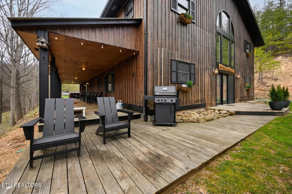 1293 Laurel Lick Rd Sevierville, TN 37862