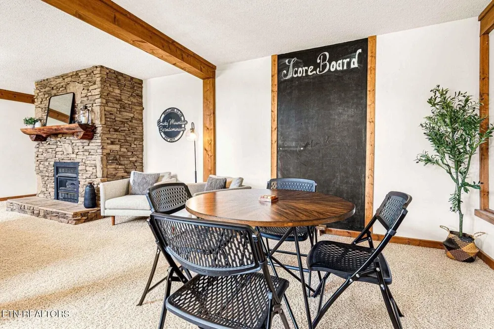 1293 Laurel Lick Rd Sevierville, TN 37862