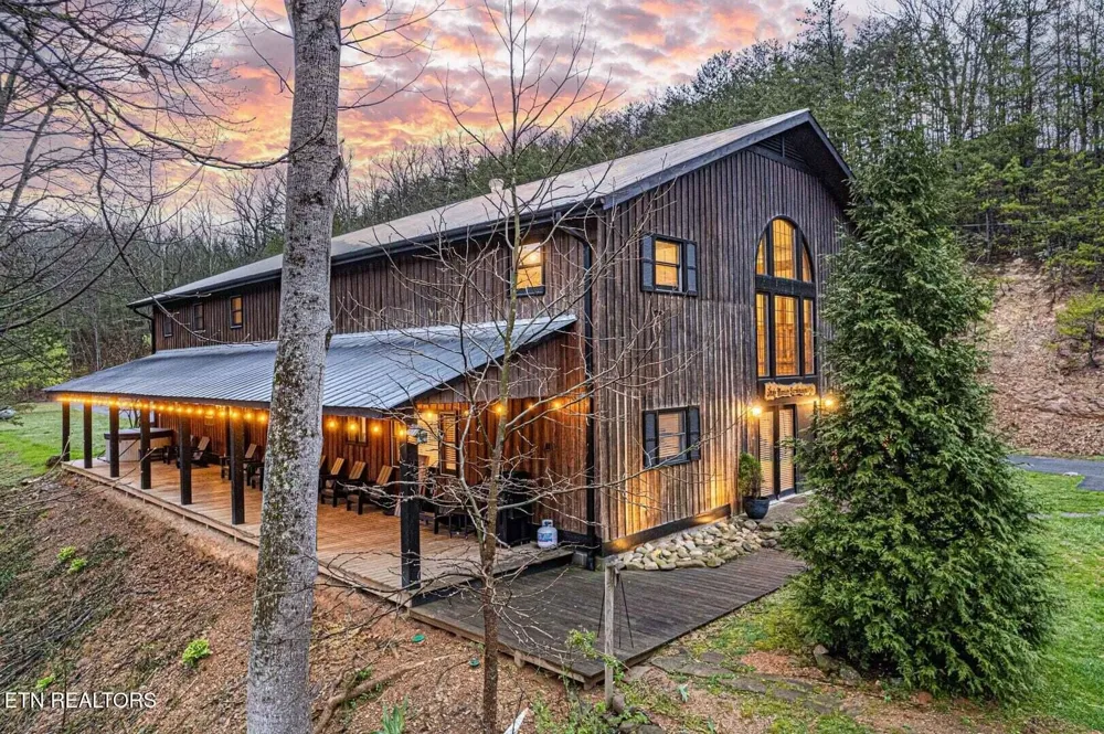 1293 Laurel Lick Rd Sevierville, TN 37862