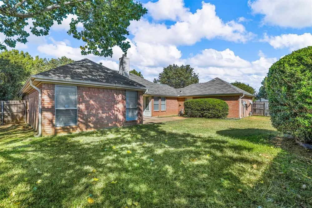 3040 Flamingo Circle Southlake, TX 76092