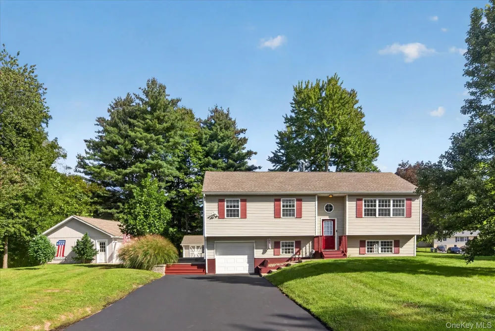 2 Linden Drive Newburgh, NY 12550