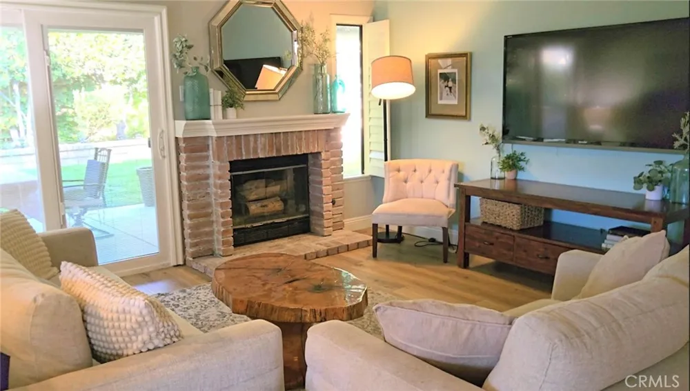 25951 Matel Road Valencia, CA 91355