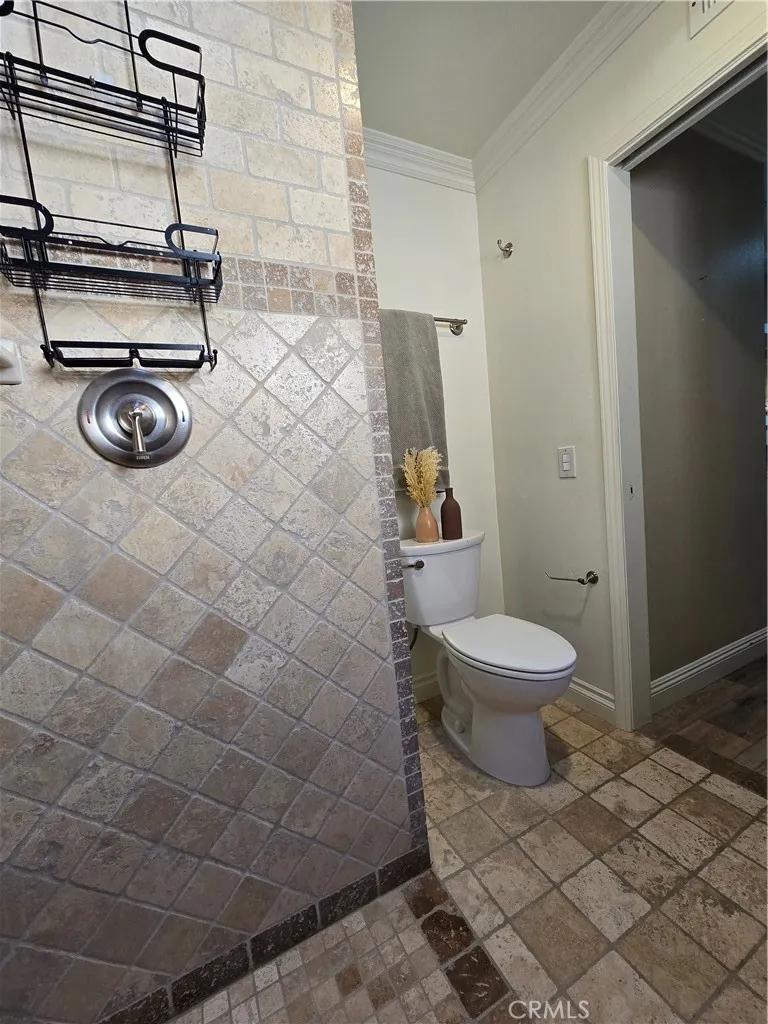 25951 Matel Road Valencia, CA 91355