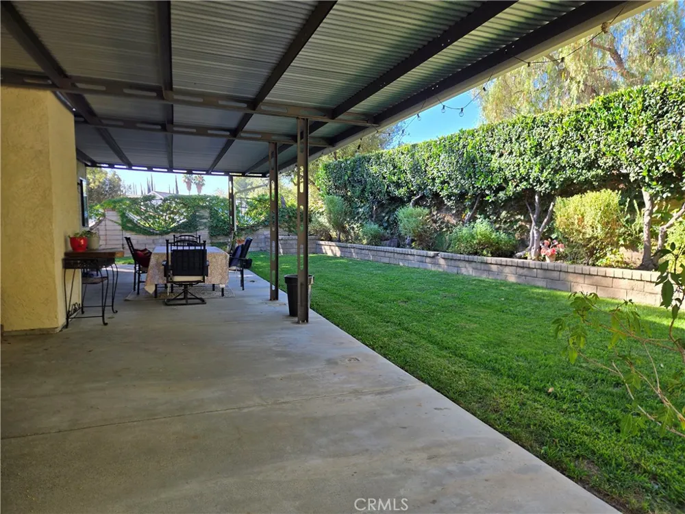 25951 Matel Road Valencia, CA 91355