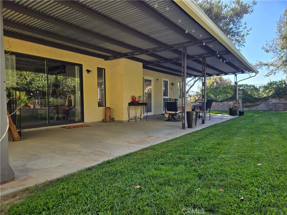 25951 Matel Road Valencia, CA 91355