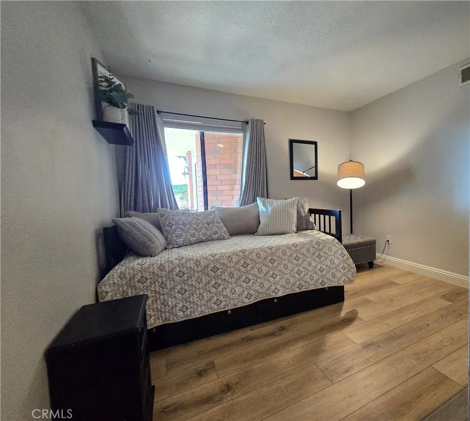 25951 Matel Road Valencia, CA 91355