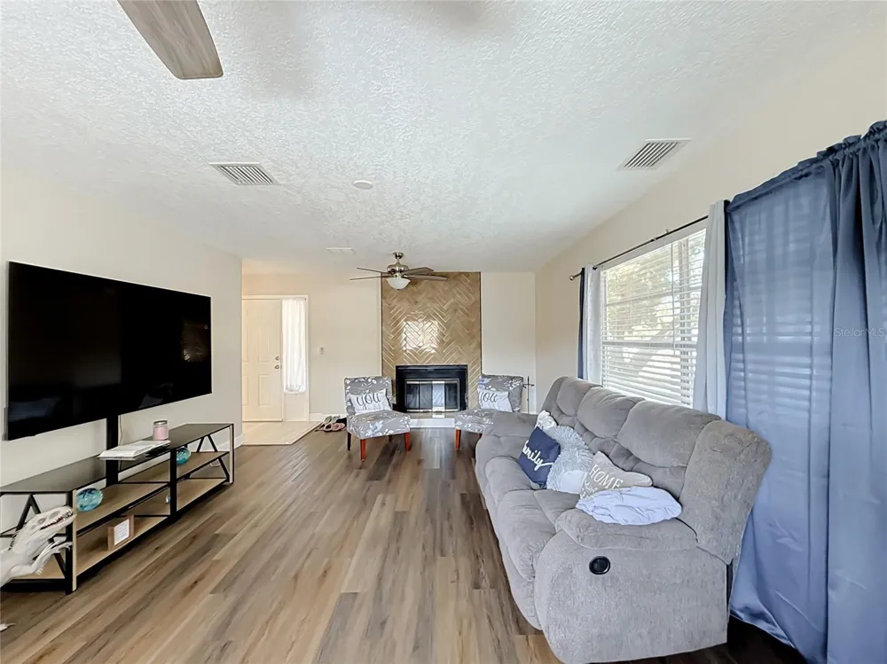 510 SAPPHIRE LANE ocala, FL 34472