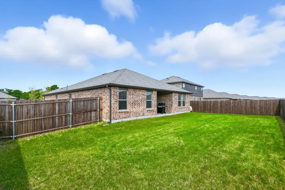 2116 Rosemary Way Anna, TX 75409