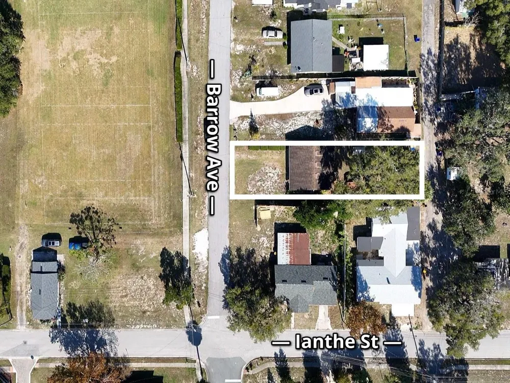 510 BARROW AVENUE Tavares, FL 32778