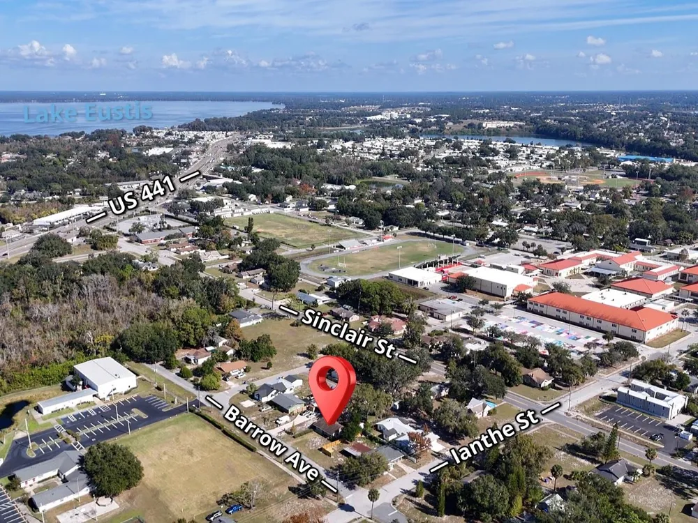 510 BARROW AVENUE Tavares, FL 32778