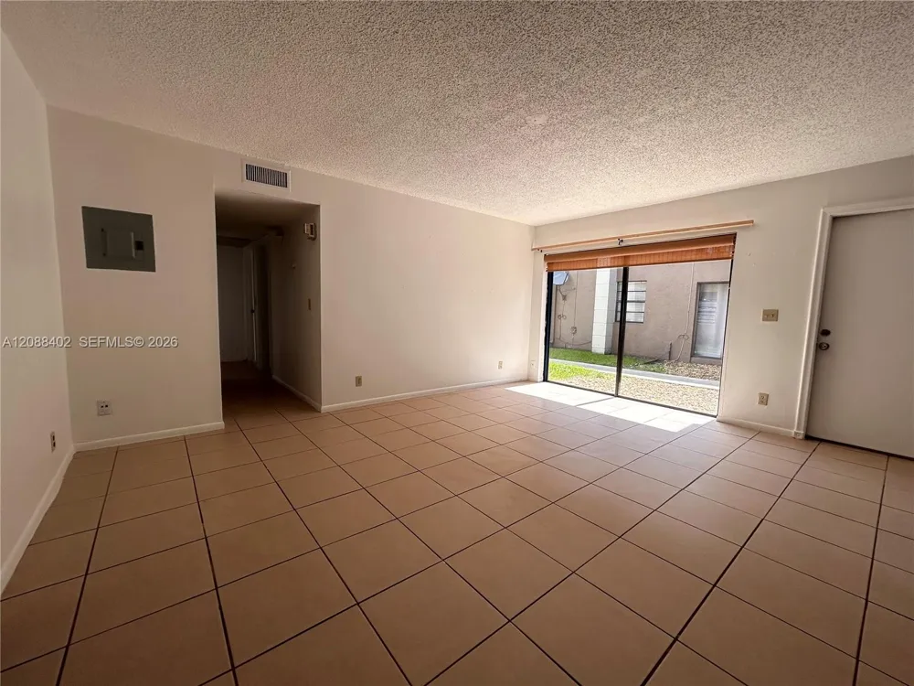 3157 Coral Ridge Dr #3157 Coral Springs, FL 33065