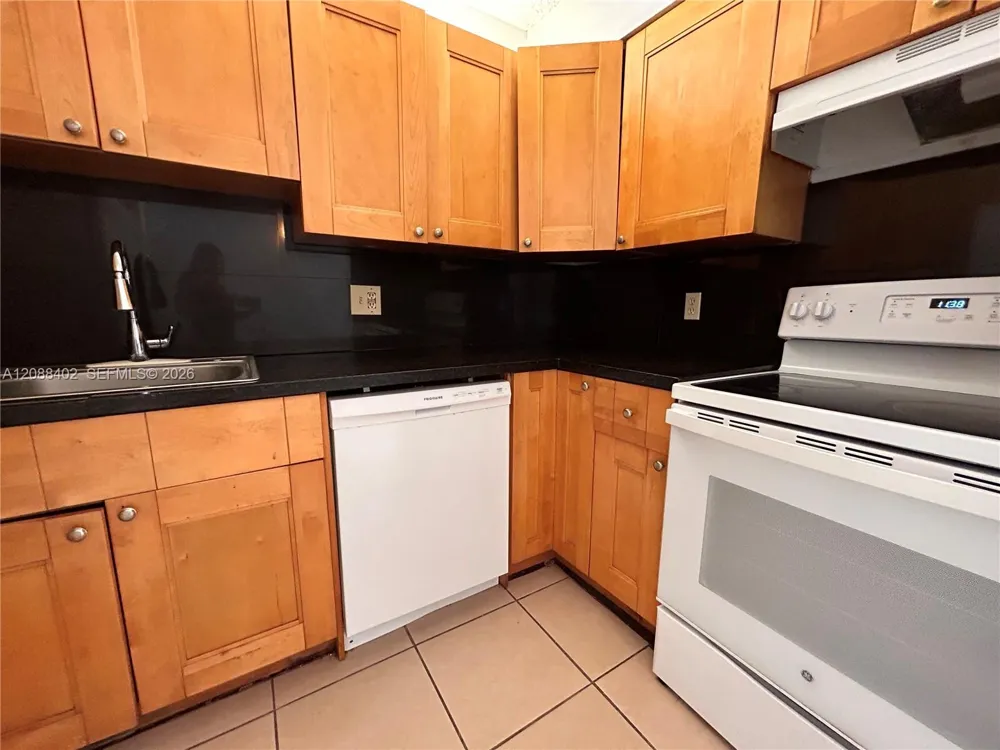 3157 Coral Ridge Dr #3157 Coral Springs, FL 33065