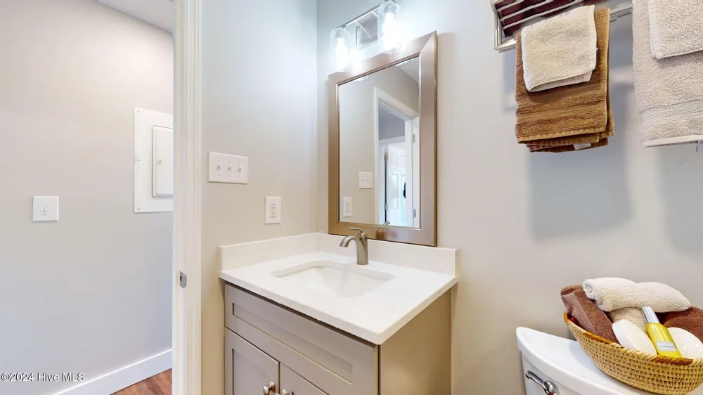 8047 Treasure Drive #Apt 5 Oriental, NC 28571