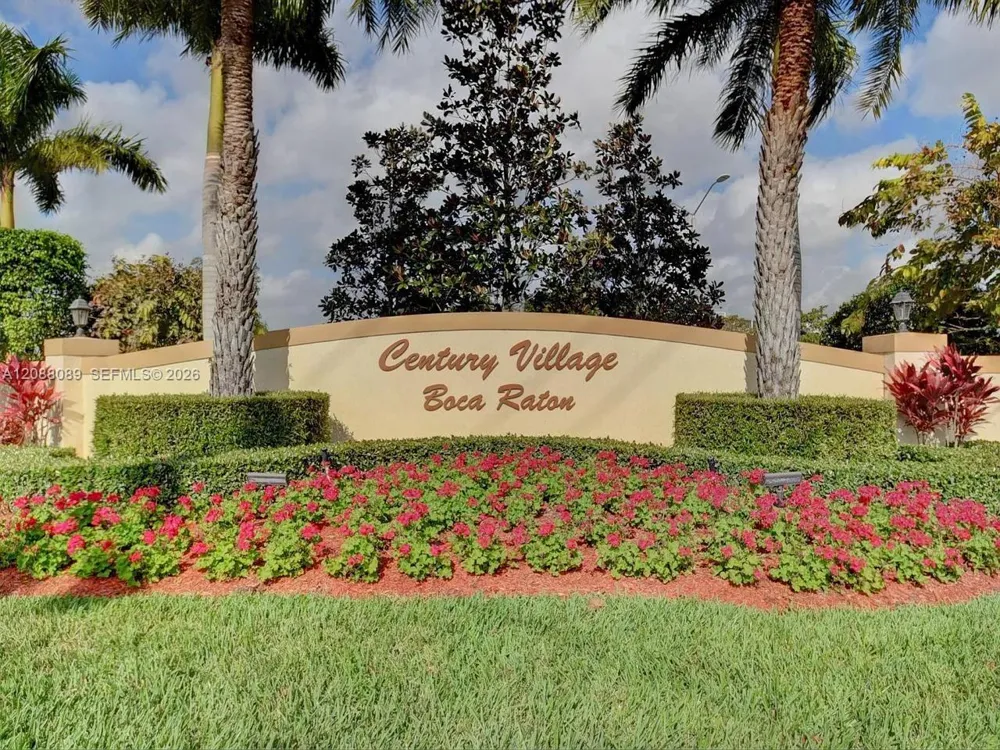 4076 E Guildford E #4 Boca Raton, FL 33434