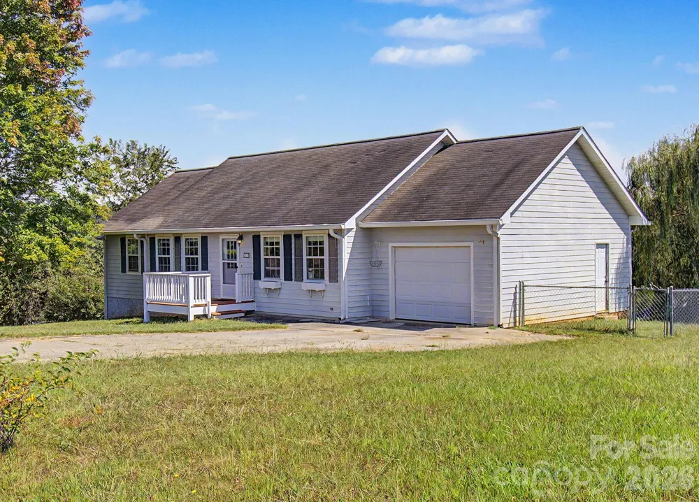 253 Tipton Hill Road Leicester, NC 28748
