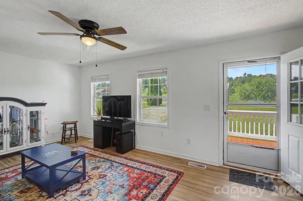 253 Tipton Hill Road Leicester, NC 28748