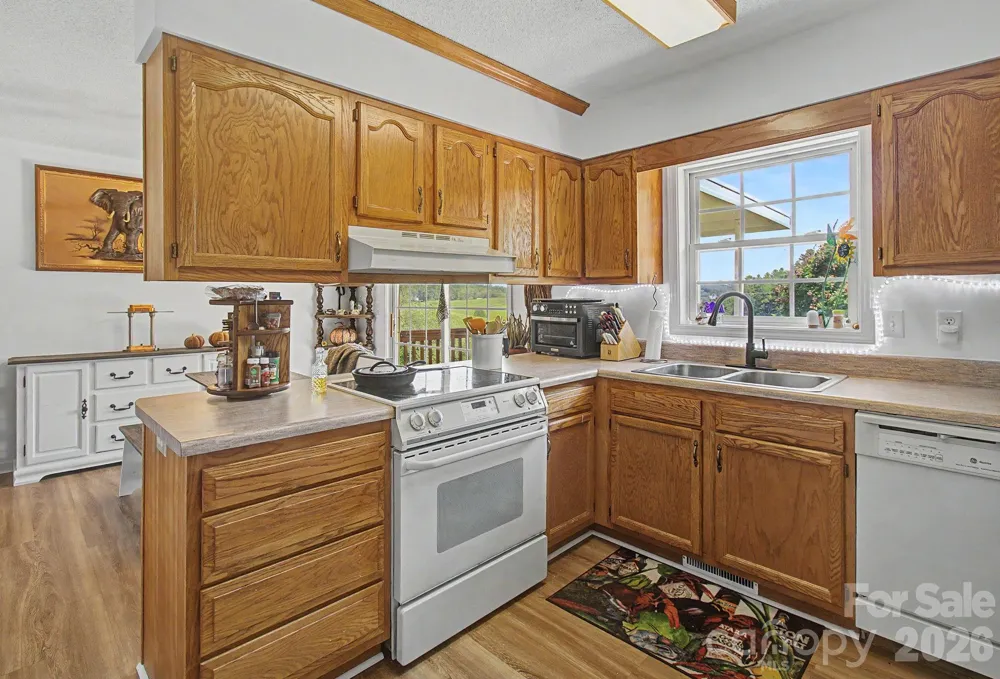 253 Tipton Hill Road Leicester, NC 28748