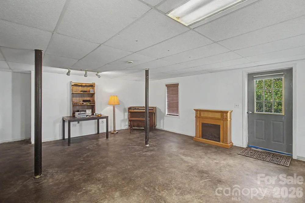 253 Tipton Hill Road Leicester, NC 28748