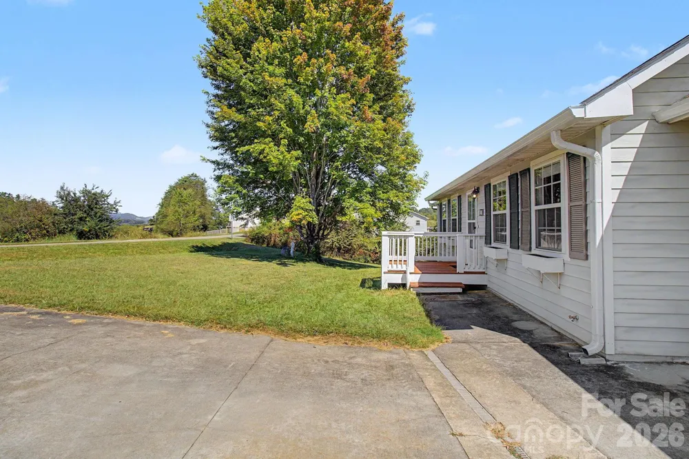 253 Tipton Hill Road Leicester, NC 28748