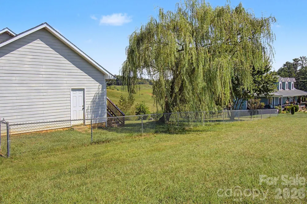 253 Tipton Hill Road Leicester, NC 28748