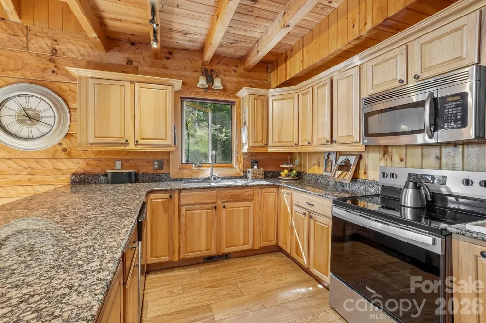 246 Puncheon Lane Mars Hill, NC 28754