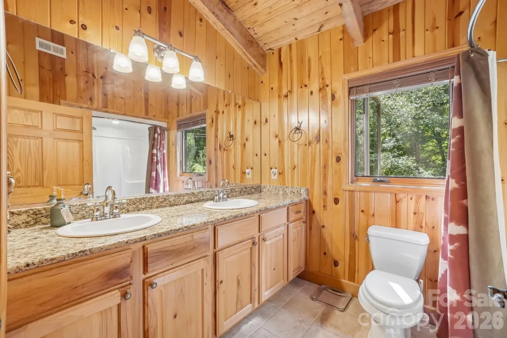 246 Puncheon Lane Mars Hill, NC 28754