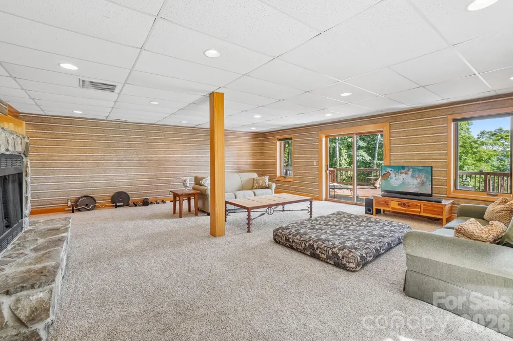 246 Puncheon Lane Mars Hill, NC 28754