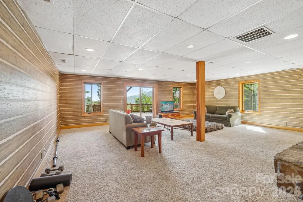 246 Puncheon Lane Mars Hill, NC 28754