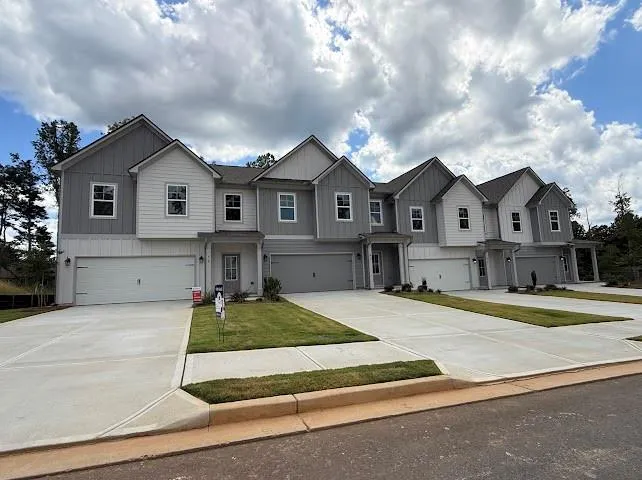 87 Maple Trail Dawsonville, GA 30534