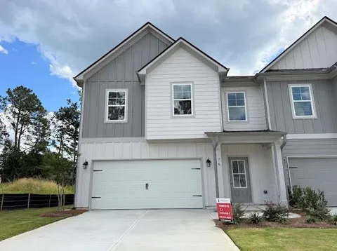 79 Maple Trail