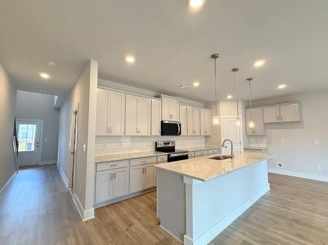 79 Maple Trail Dawsonville, GA 30534