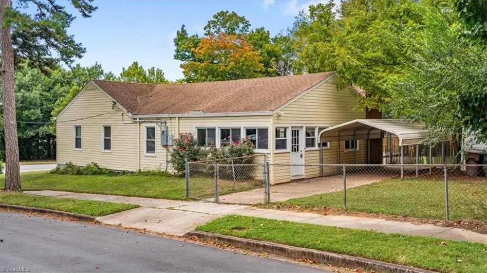 719 Holden Road Greensboro, NC 27407