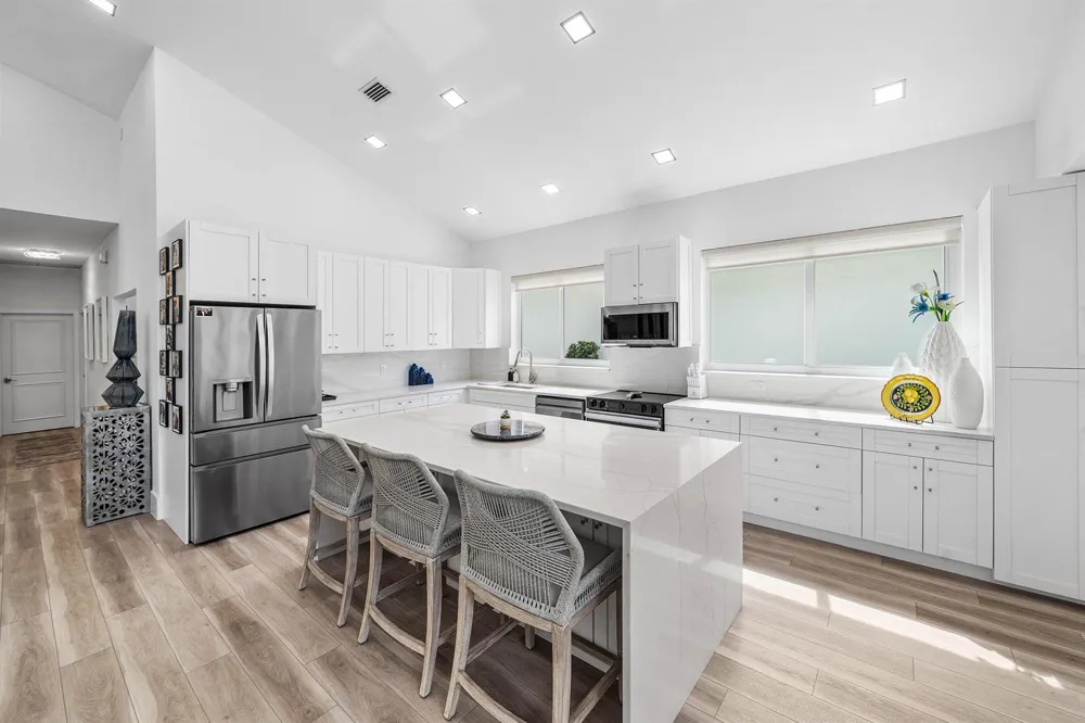 5455 NW 20th Avenue Boca Raton, FL 33496